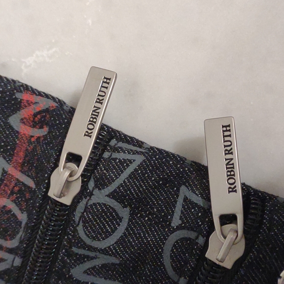 FREE w/ Bundle Robin Ruth Grey Charlie Denim London Travel Bag New with Tags - Picture 11 of 13